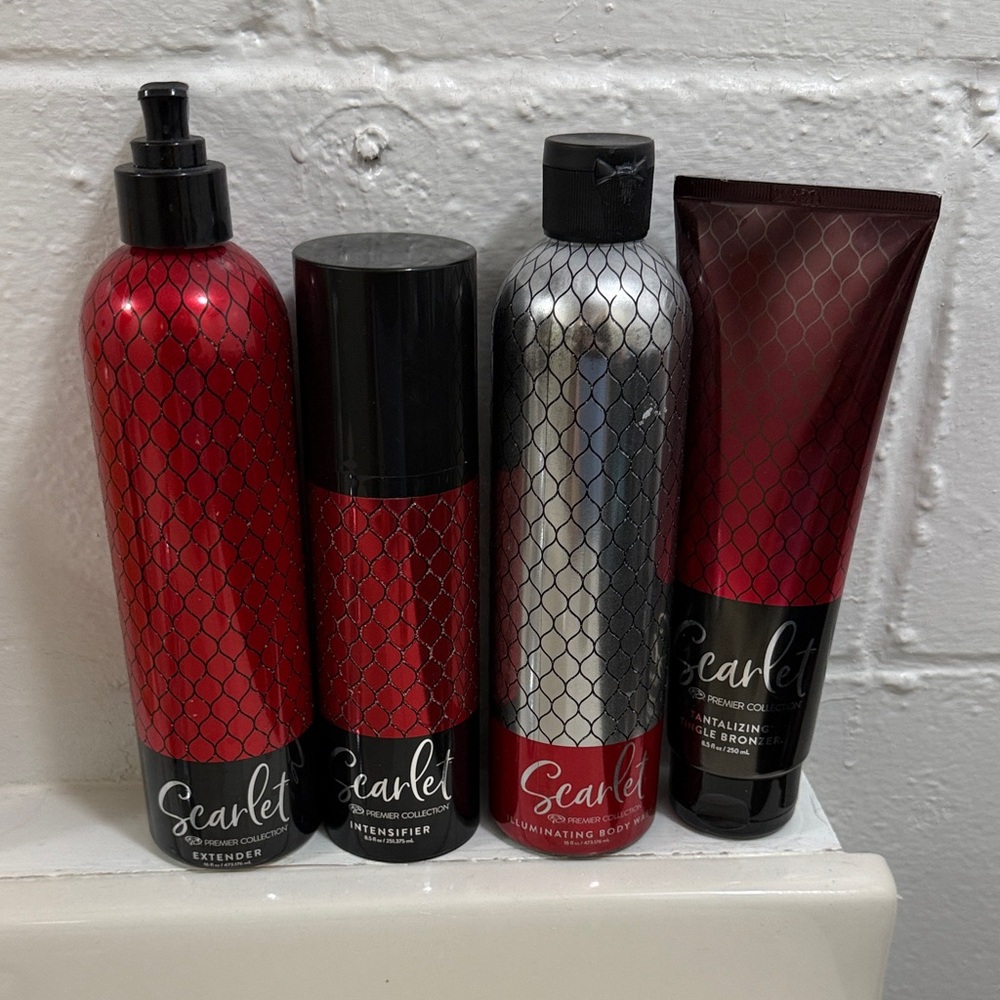 Scarlet Radiant Red Tanning & Body Set - Scarlet